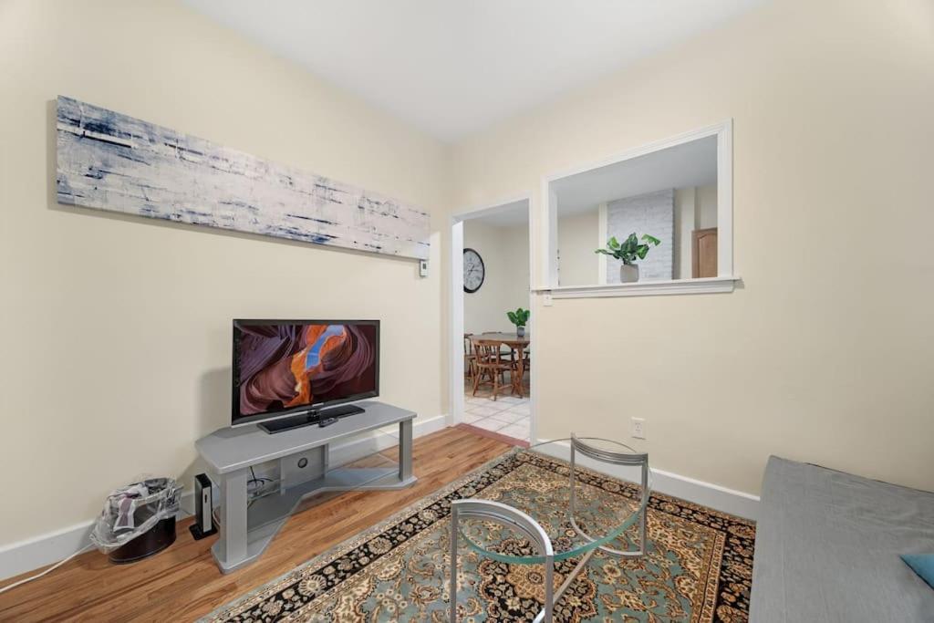 Newly Renovated 2Br1Ba Apt At The Boston City Exteriör bild